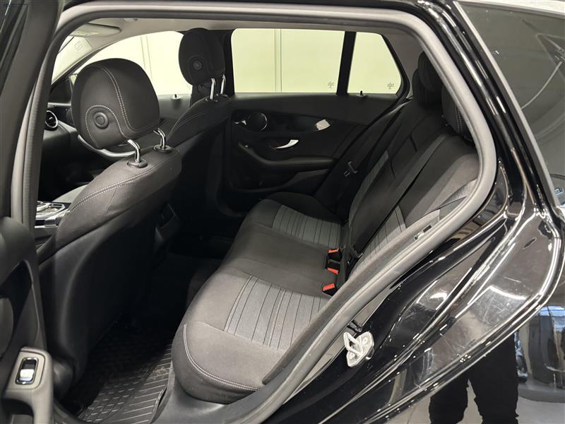 MERCEDES-BENZ C 2016