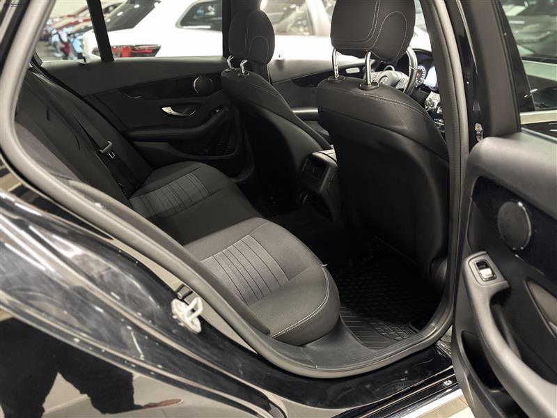 MERCEDES-BENZ C 2016