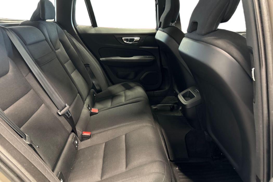 VOLVO V60 2019
