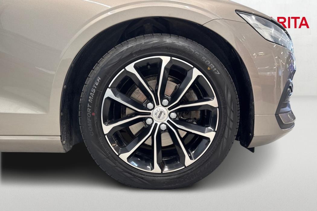 VOLVO V60 2019