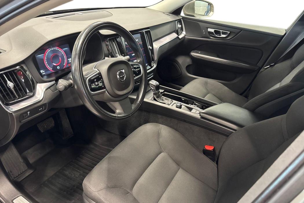 VOLVO V60 2019