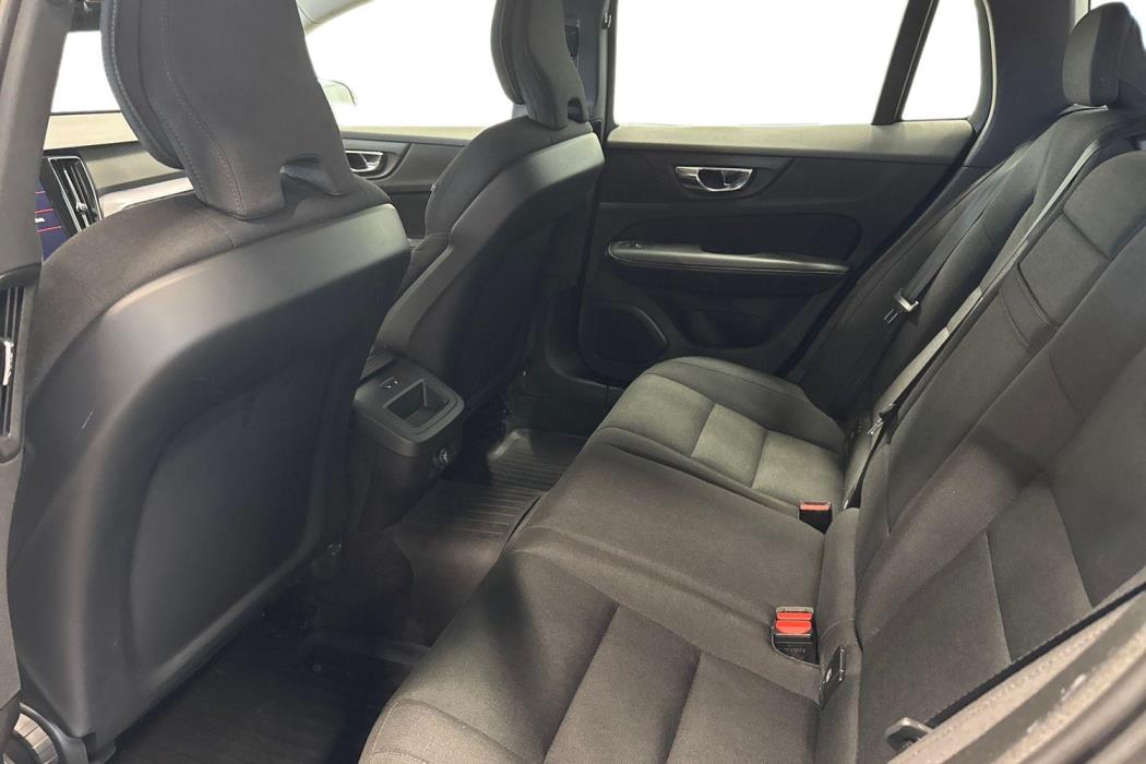 VOLVO V60 2019
