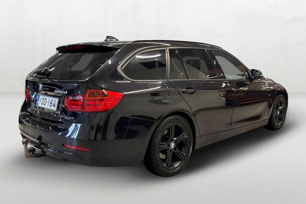 BMW 320 2013