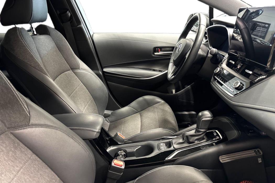 TOYOTA Corolla 2024