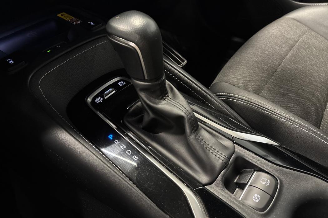 TOYOTA Corolla 2024