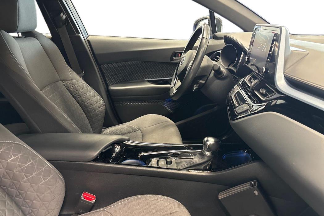 TOYOTA C-HR 2020