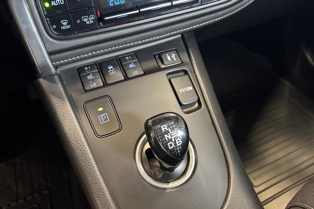 Toyota Auris 2016