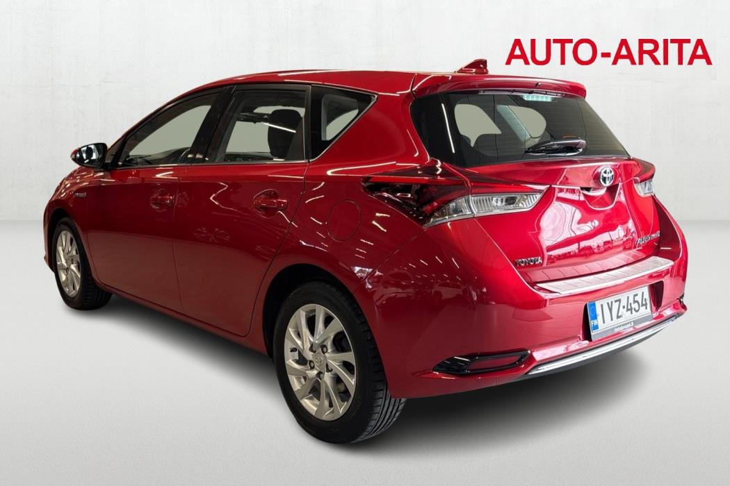 Toyota Auris 2016