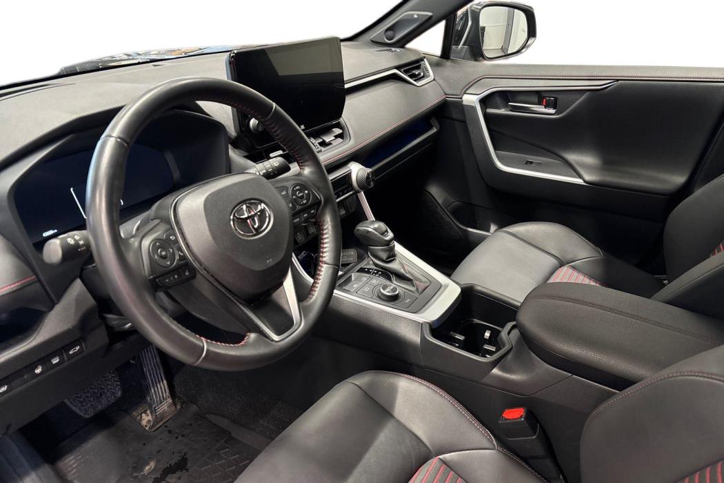 Toyota RAV4 Plug-in 2024