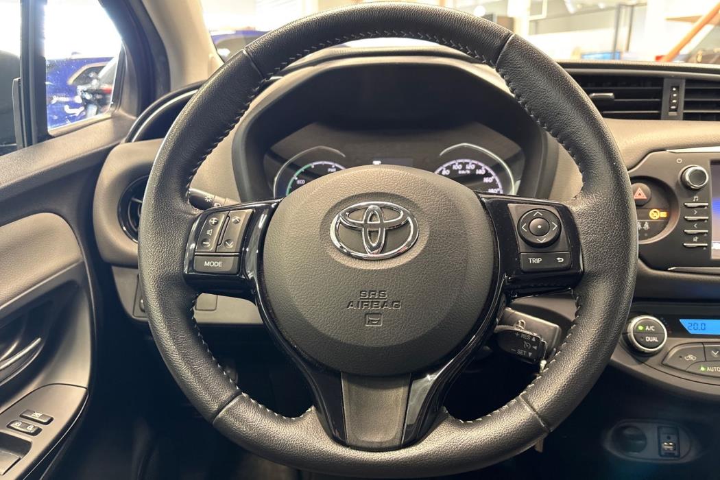 TOYOTA YARIS 2018