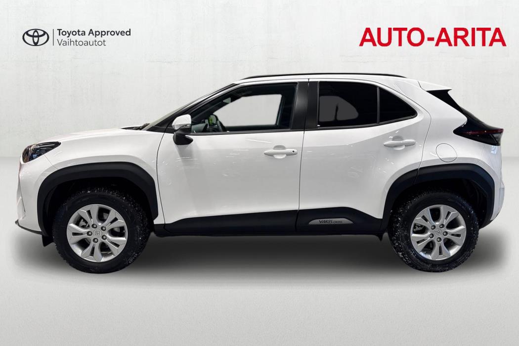 TOYOTA Yaris Cross 2025