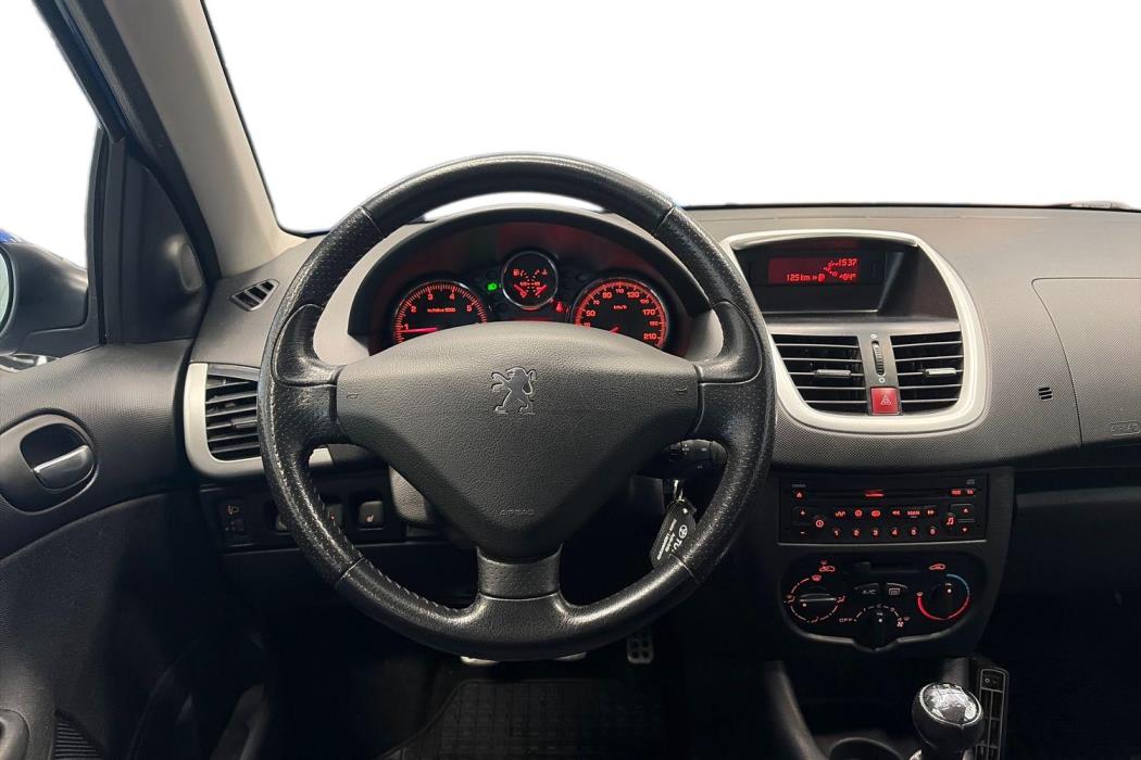 PEUGEOT 206+ 2013