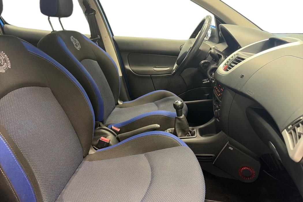 PEUGEOT 206+ 2013