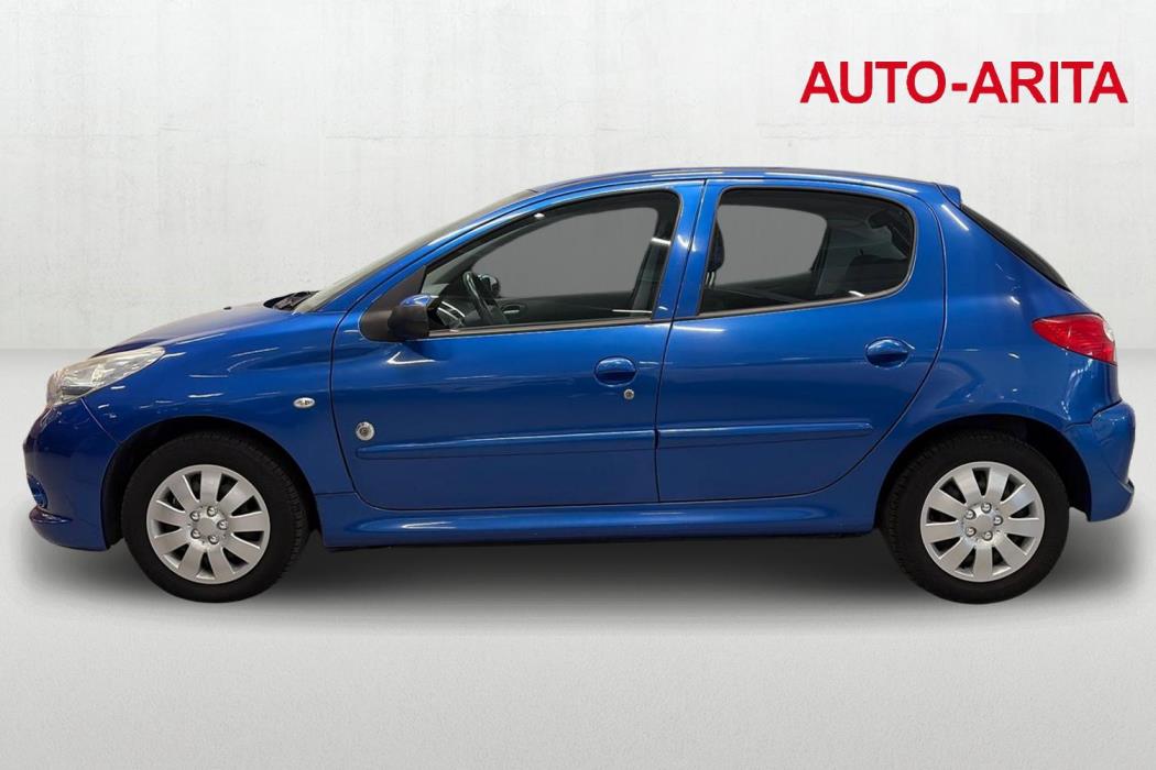 PEUGEOT 206+ 2013