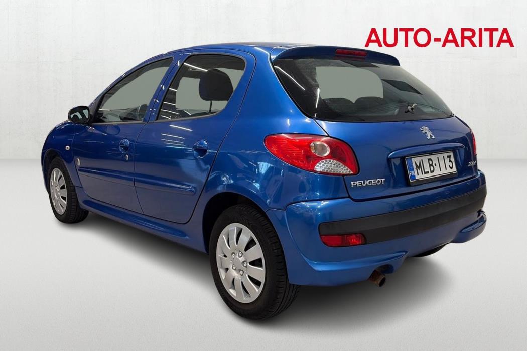 PEUGEOT 206+ 2013