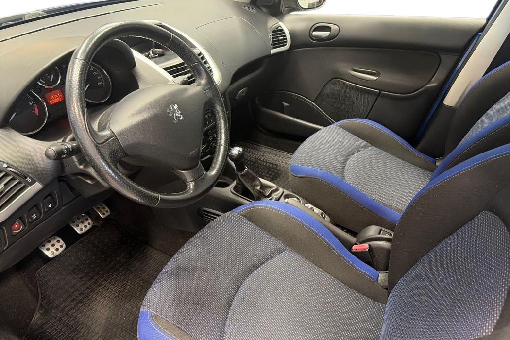 PEUGEOT 206+ 2013