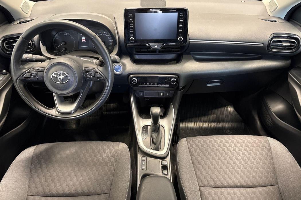 TOYOTA YARIS 2023