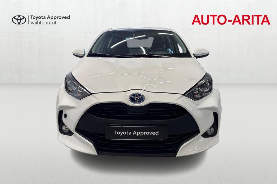 TOYOTA YARIS 2023