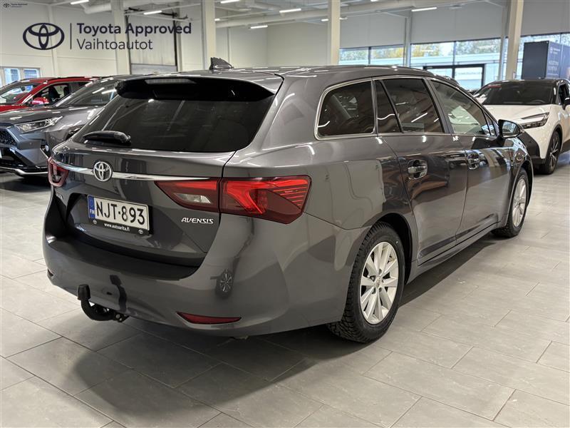 TOYOTA AVENSIS 2016