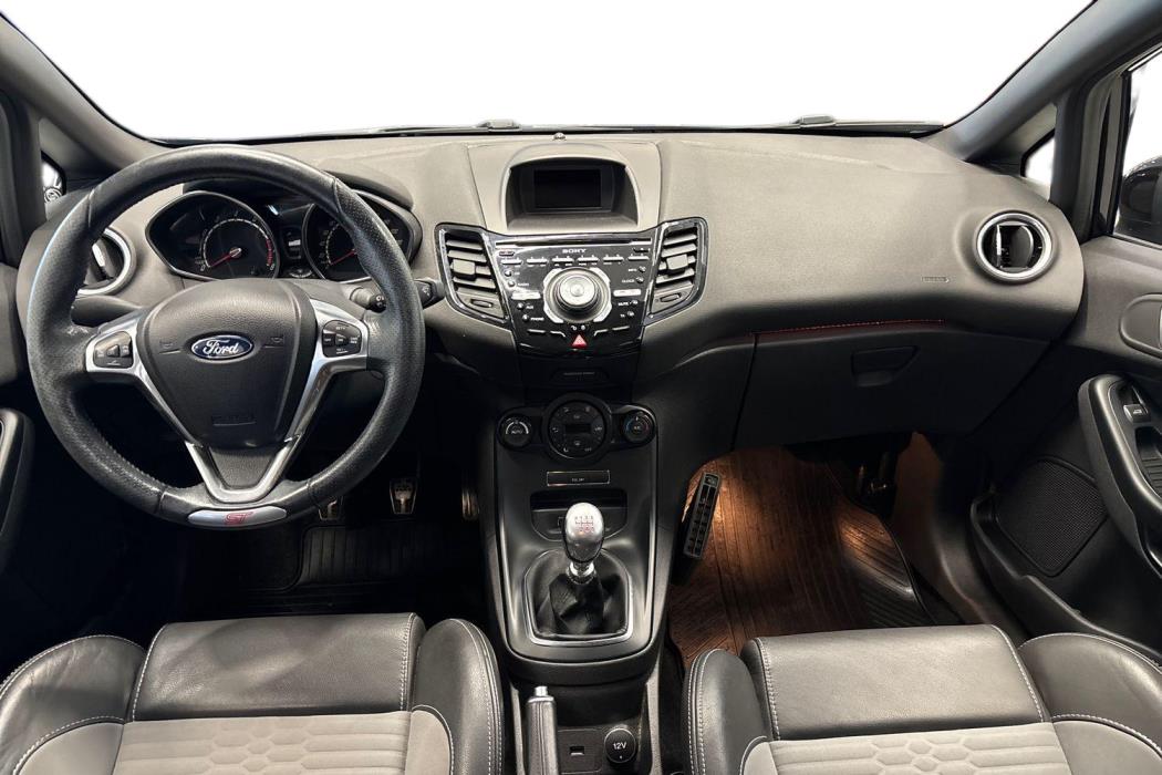 FORD FIESTA 2017
