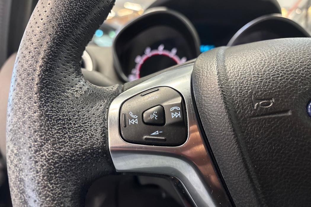 FORD FIESTA 2017