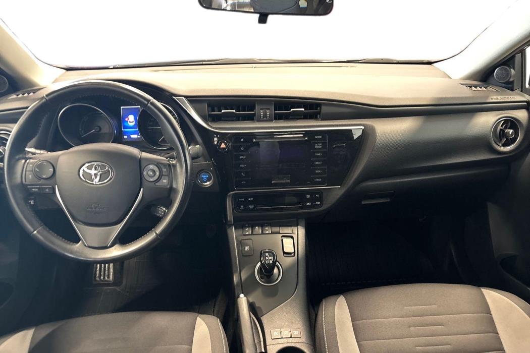 Toyota Auris 2017