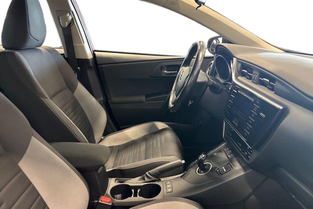 Toyota Auris 2017