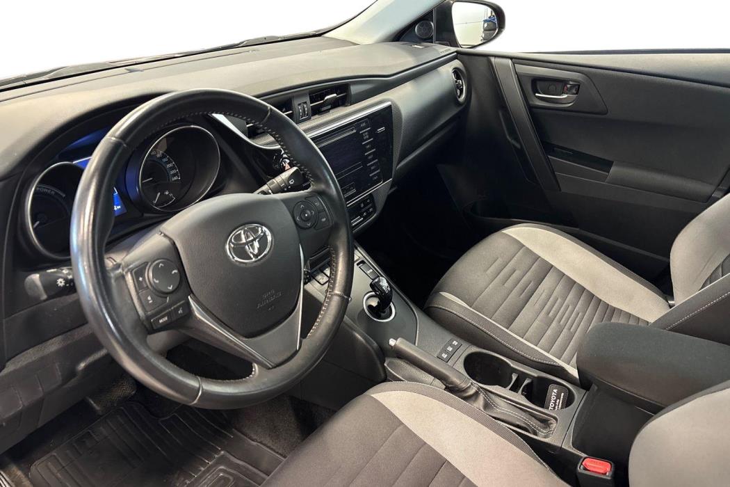 Toyota Auris 2017