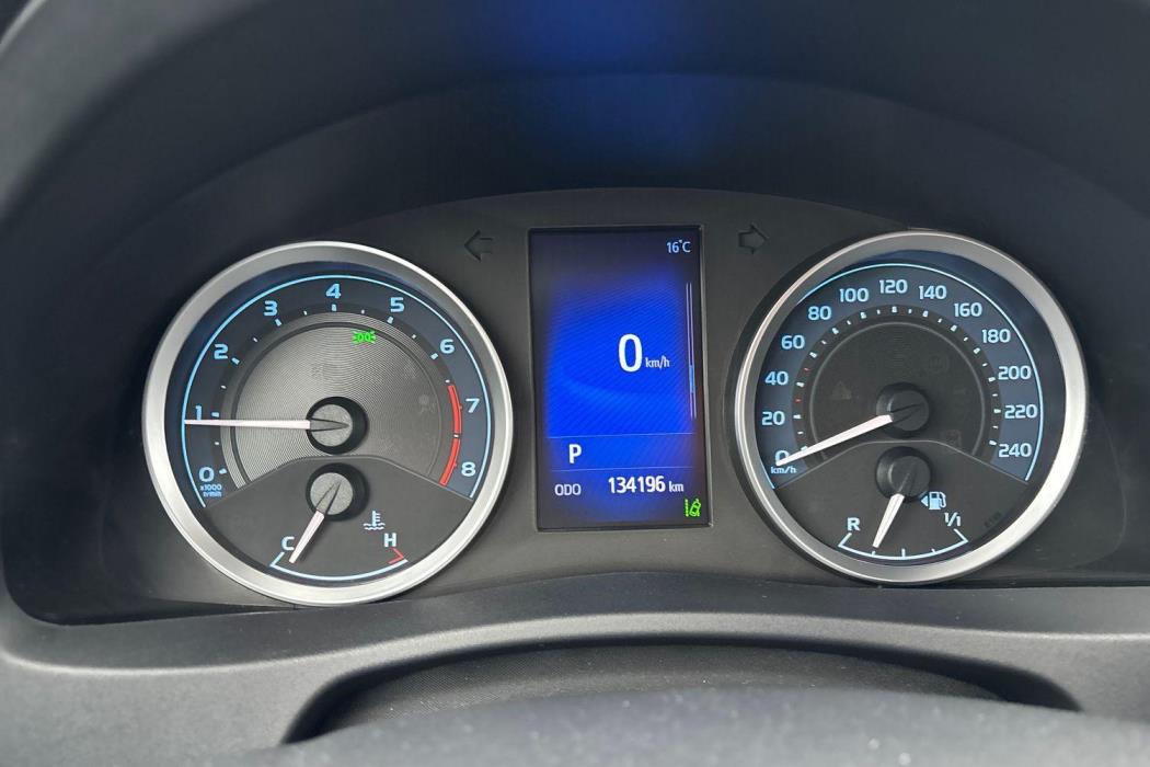 TOYOTA COROLLA 2018