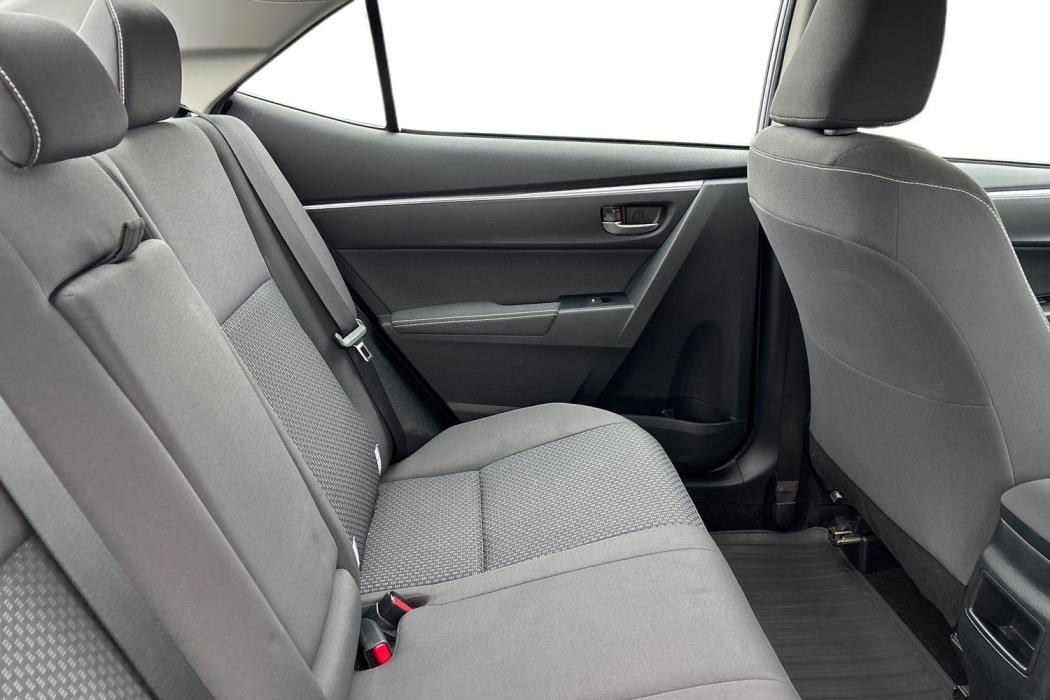 TOYOTA COROLLA 2018