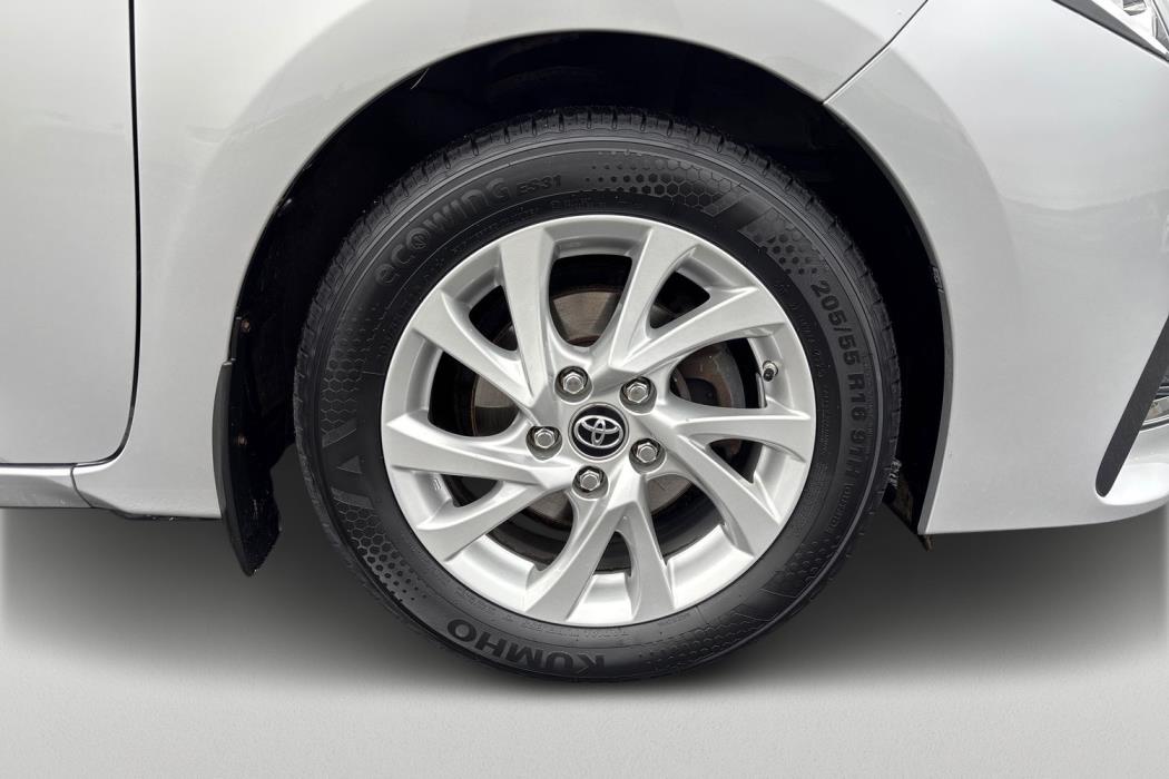 TOYOTA COROLLA 2018
