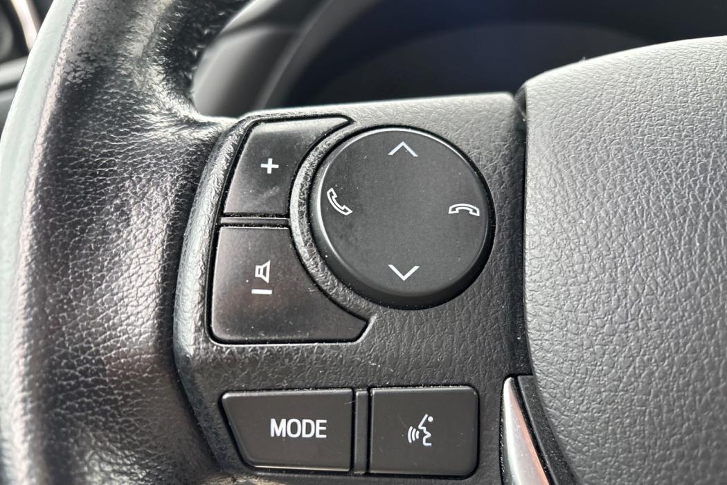 TOYOTA COROLLA 2018