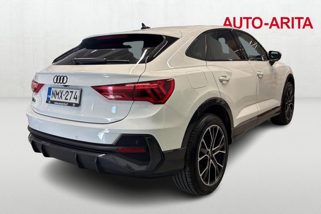 AUDI Q3 2023