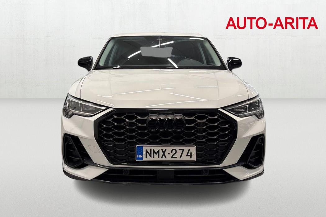 AUDI Q3 2023