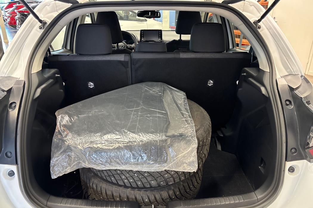 TOYOTA YARIS 2023