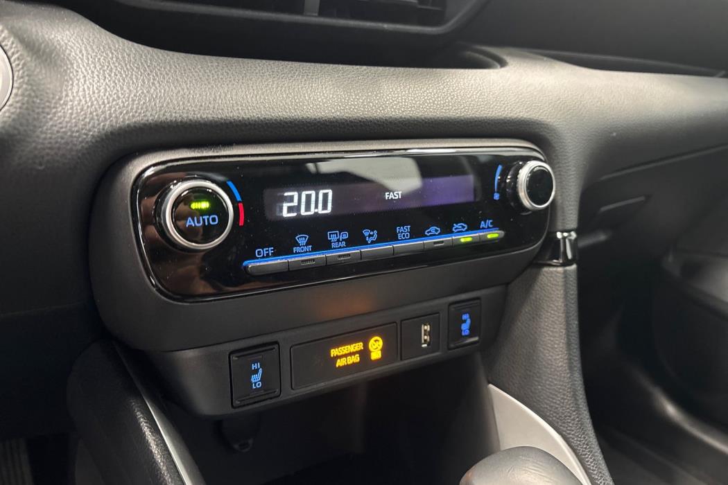 TOYOTA YARIS 2023