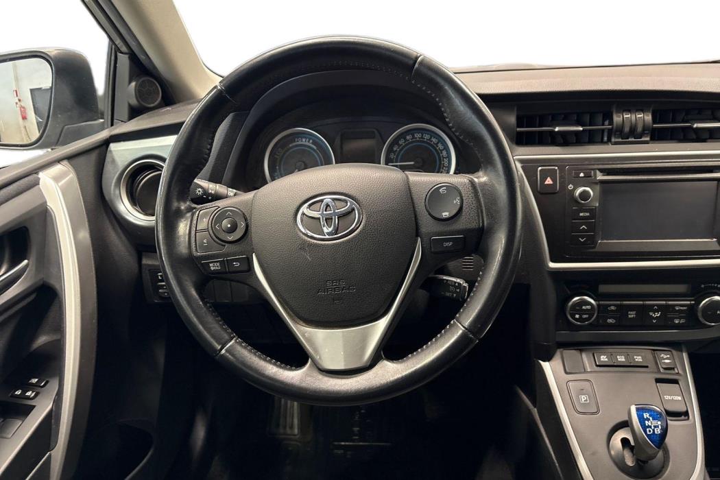 TOYOTA AURIS 2014