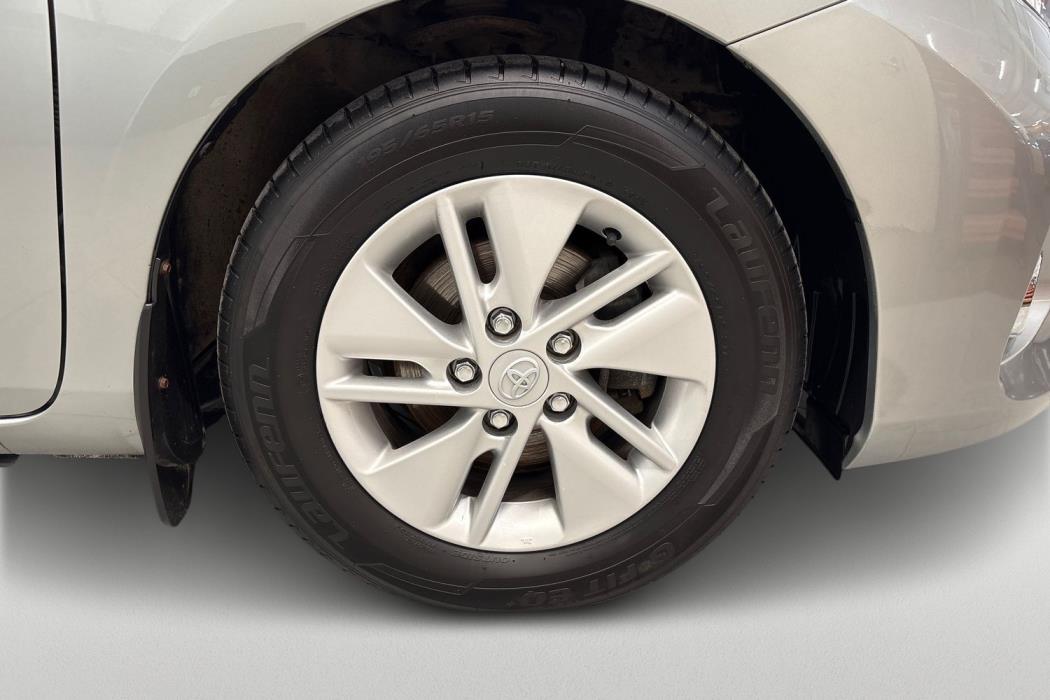 TOYOTA AURIS 2014