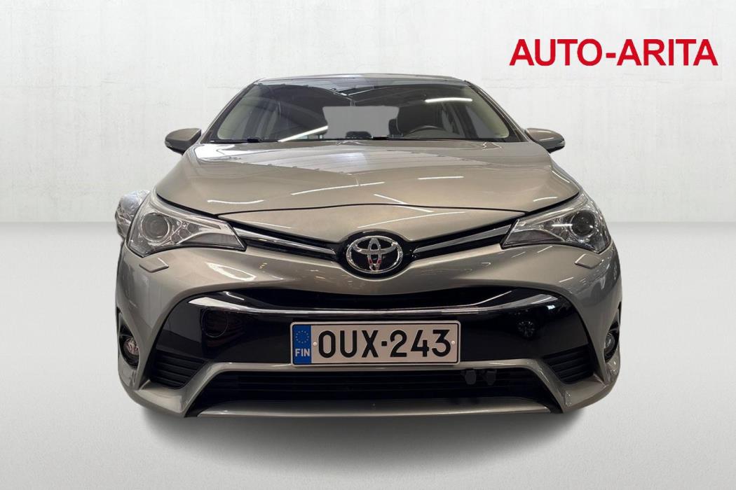 TOYOTA AVENSIS 2015