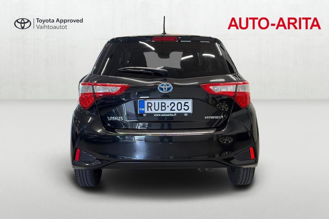 TOYOTA YARIS 2019