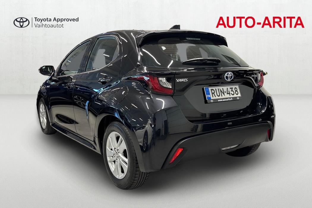 TOYOTA YARIS 2021