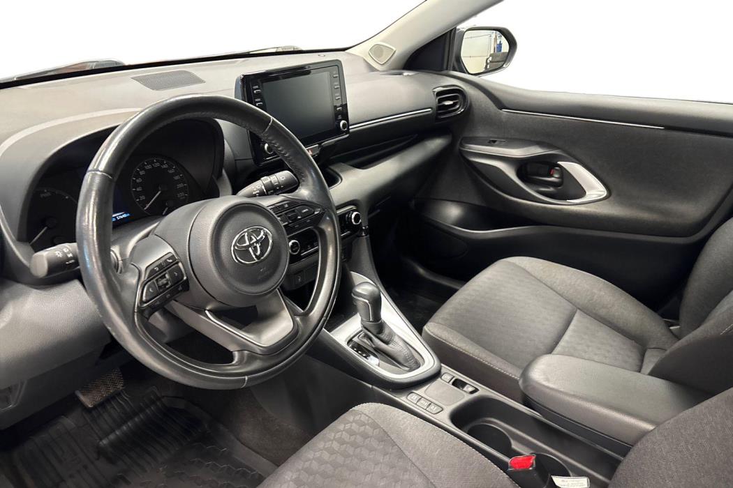 TOYOTA YARIS 2021