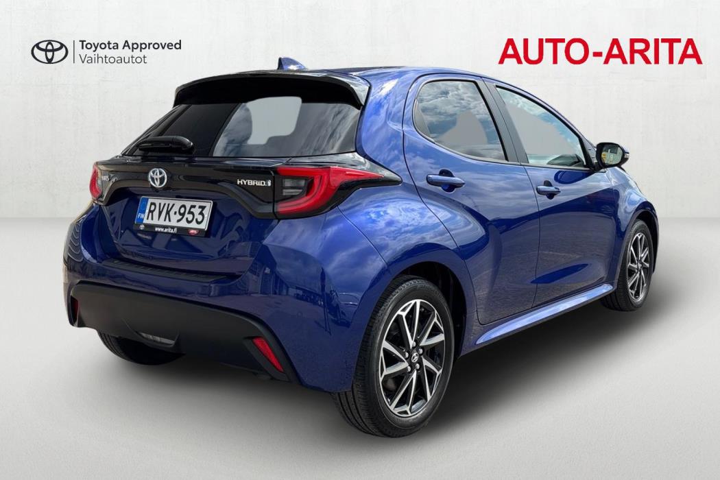 TOYOTA YARIS 2023