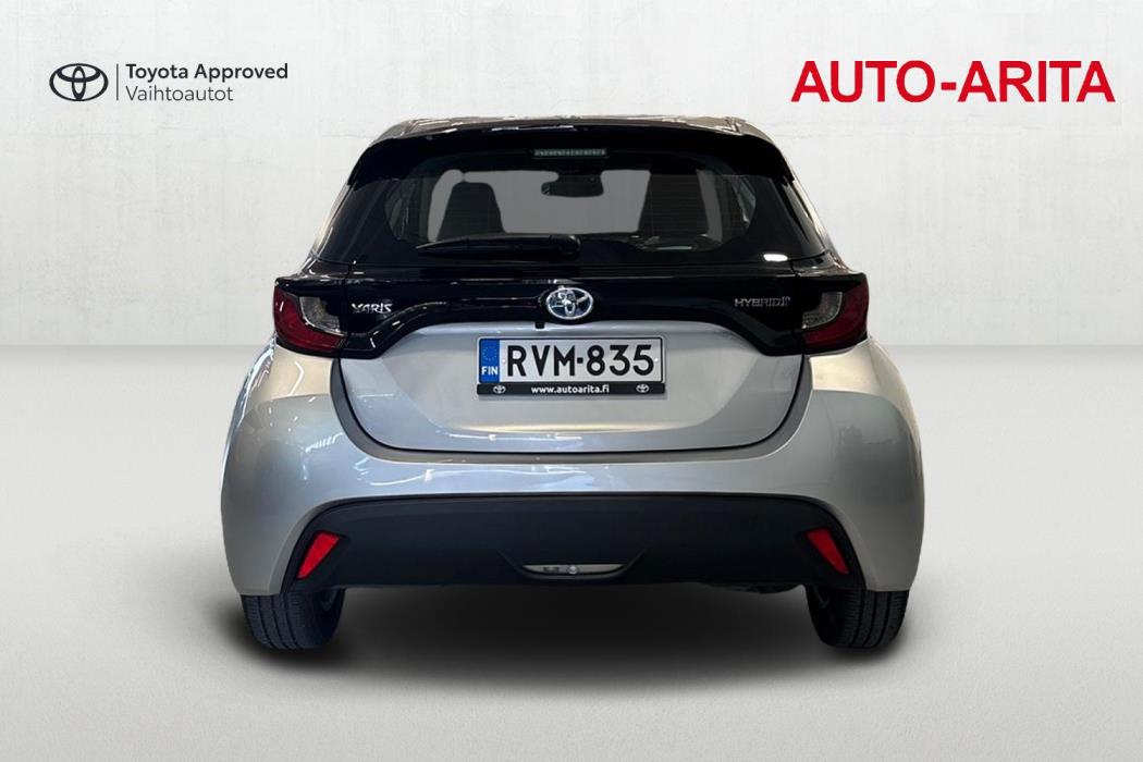 Toyota Yaris 2024