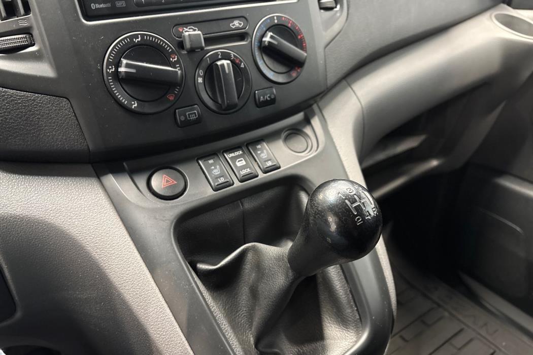 Nissan NV200 2017