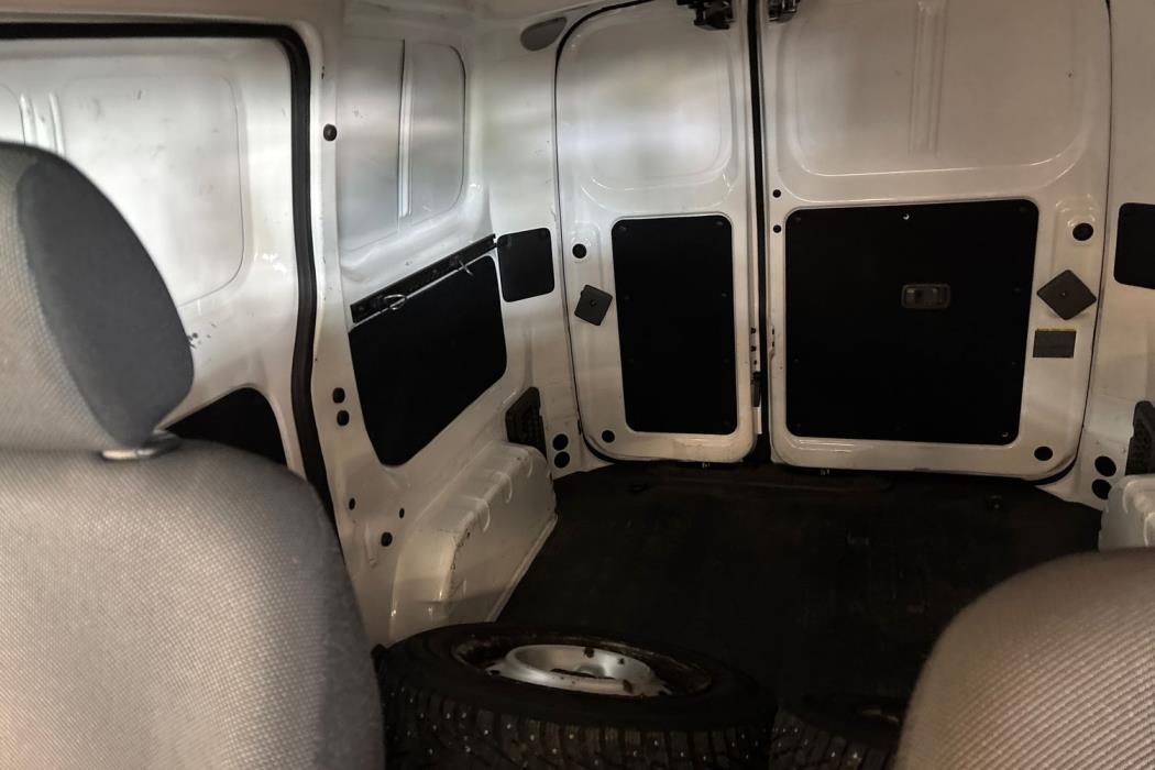 Nissan NV200 2017