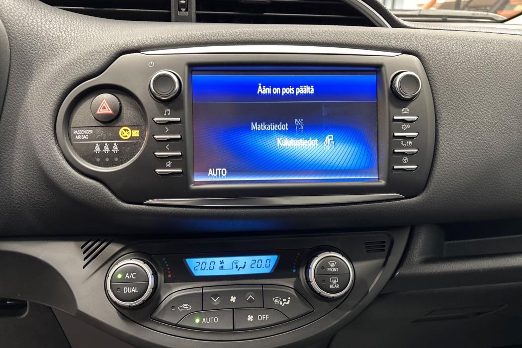 TOYOTA YARIS 2020