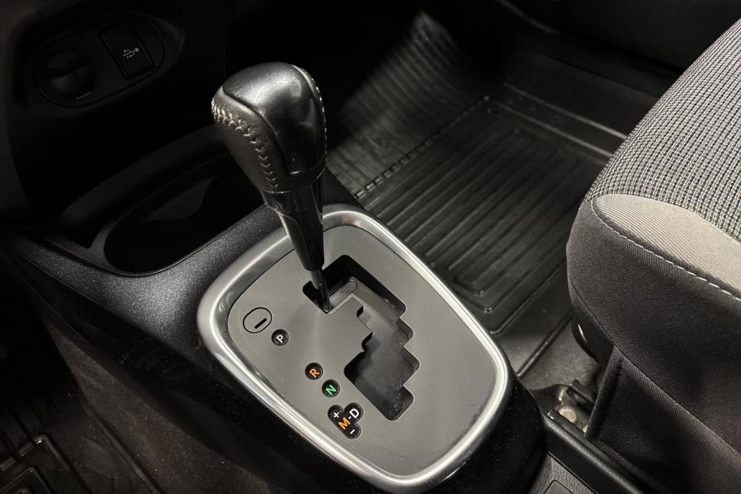 TOYOTA YARIS 2020
