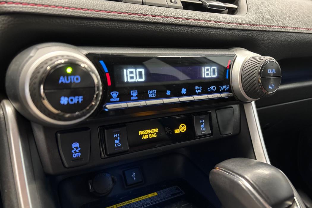 Toyota RAV4 Plug-in 2021