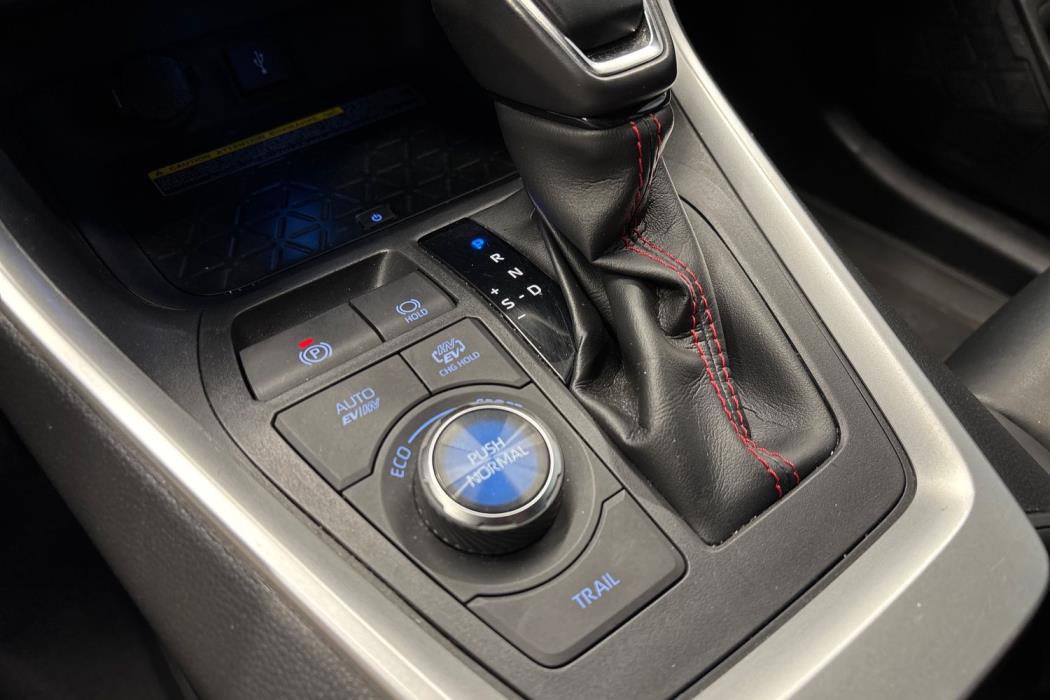 Toyota RAV4 Plug-in 2021